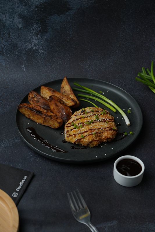 Crispy Chicken & Potato Wedges